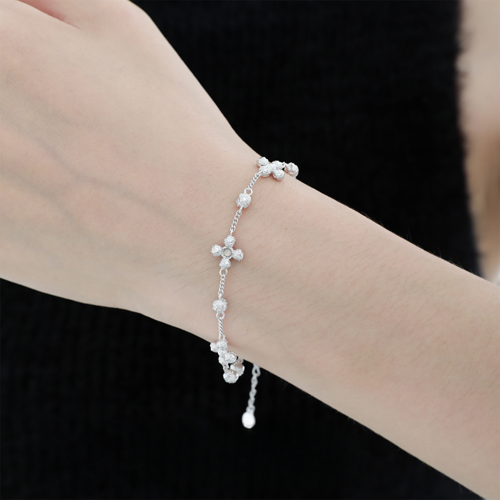 Textured Cross & Bead Bracelet