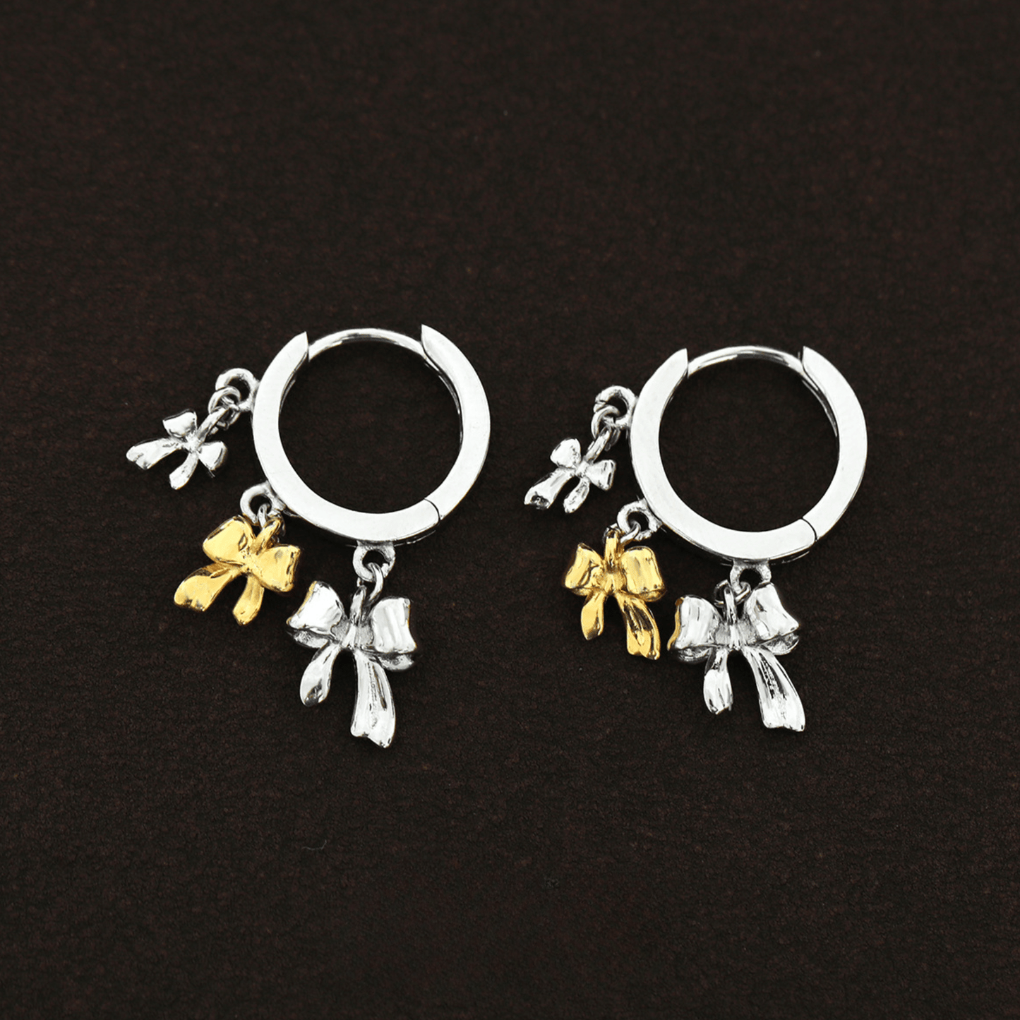 Dual-Tone Bow Ear Cuff