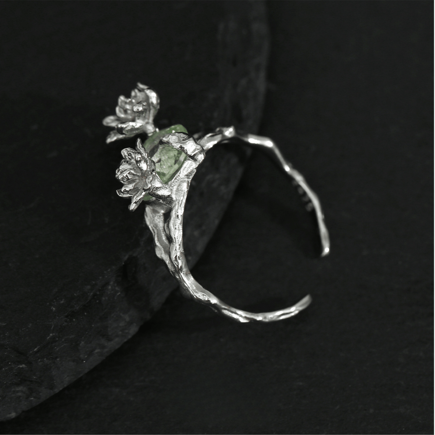 Bague Jasmin – Fleur de Glace en Zirconium Vert