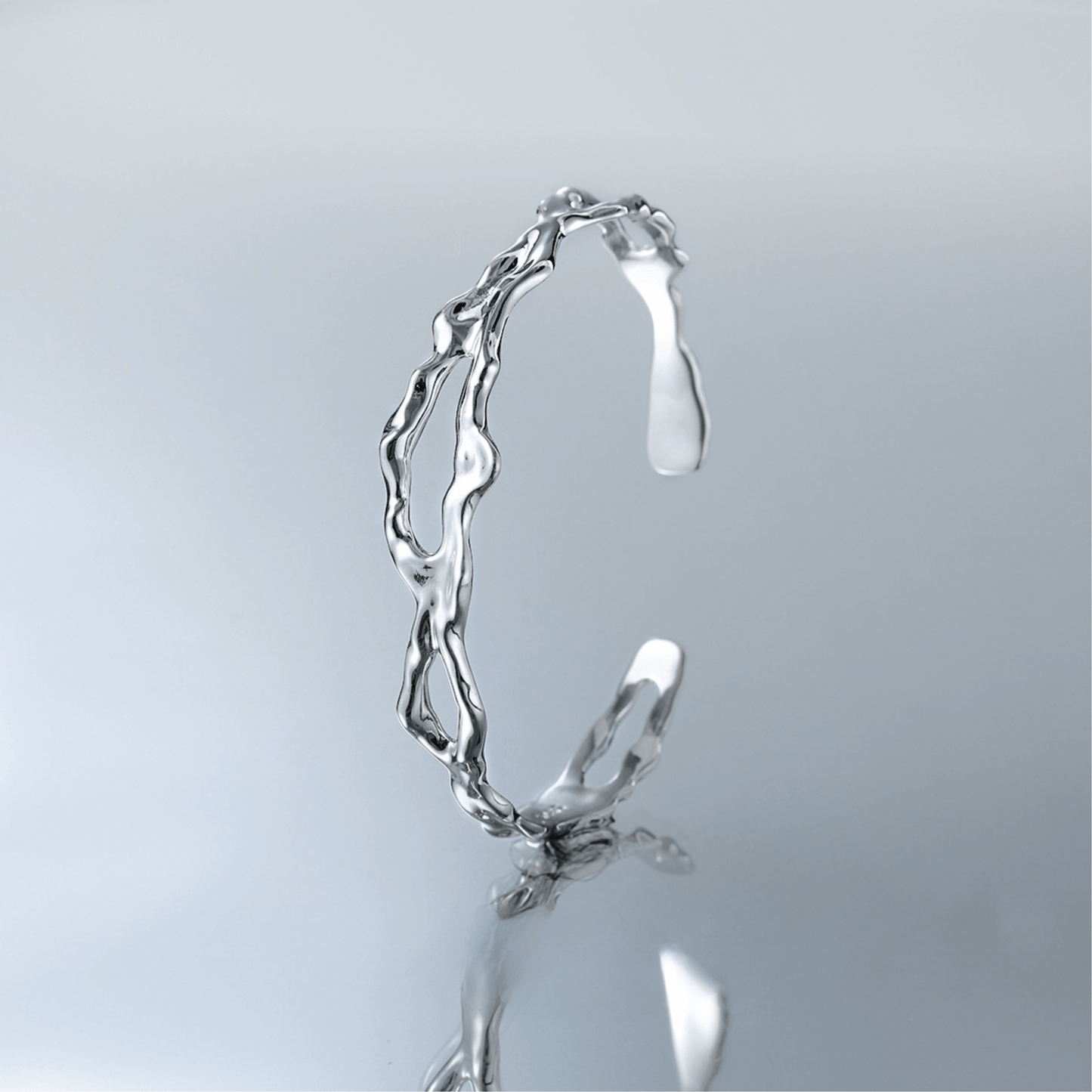 Bracelet Concubine Liquid Hollow